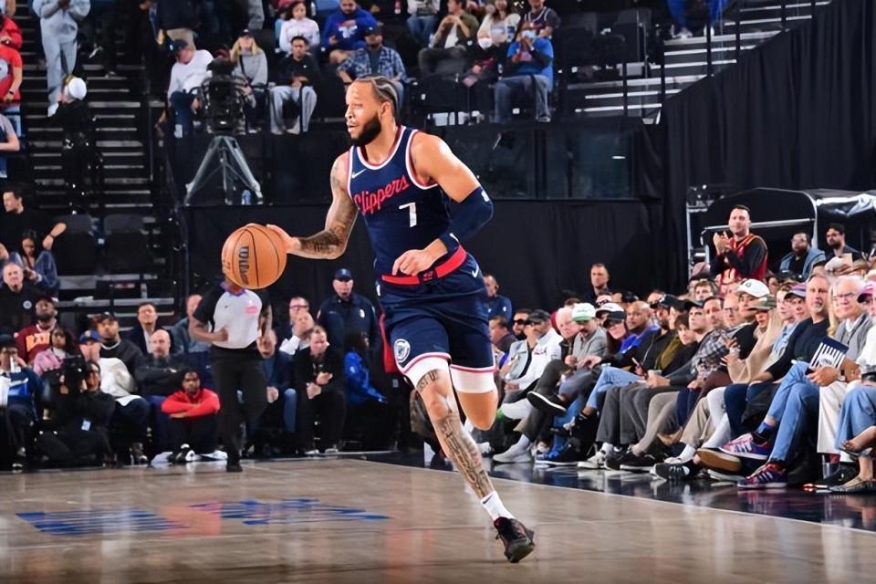 不会代表雄鹿下属球队出战，前快船侧翼大将的情景仍有变数？